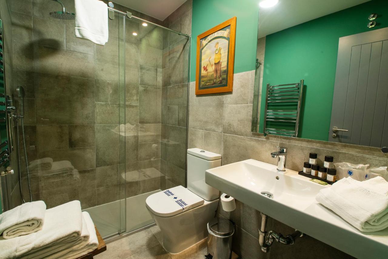 Sotopalacio HSR Madrona Luaran gambar