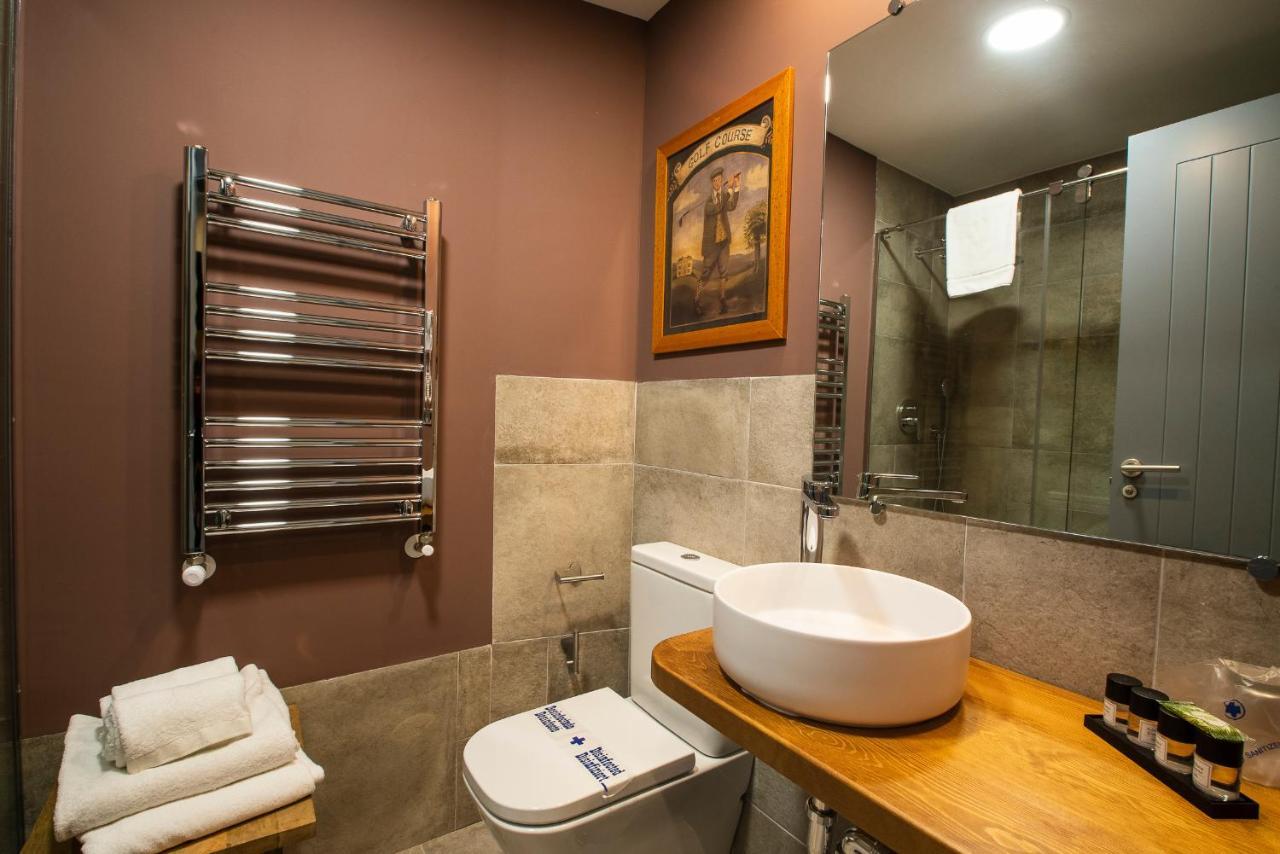 Sotopalacio HSR Madrona Luaran gambar