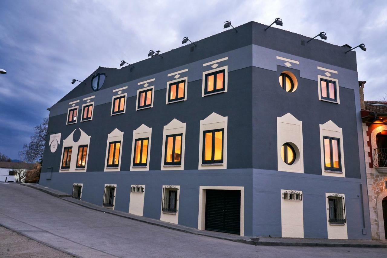 Sotopalacio HSR Madrona Luaran gambar