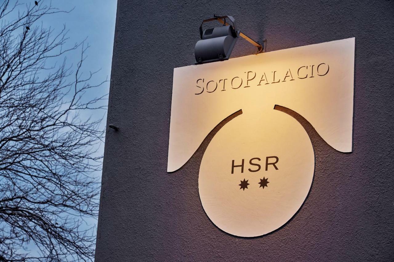 Sotopalacio HSR Madrona Luaran gambar